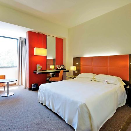 Mercure Reggio Emilia Centro Astoria Esterno foto