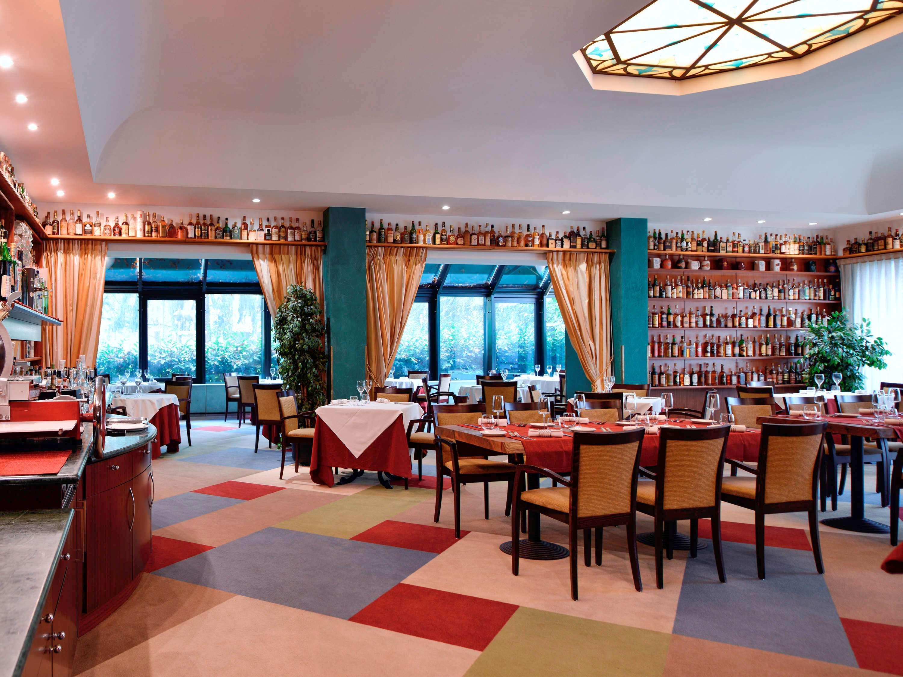 Mercure Reggio Emilia Centro Astoria Esterno foto